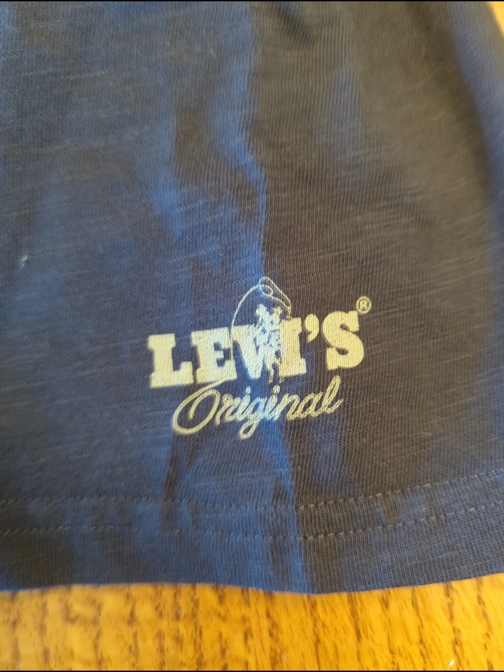 Levi's │Relaxed Fit │Charcoal Grey │ Short Sleeve │ Cowboy Graphic Tee │Size L